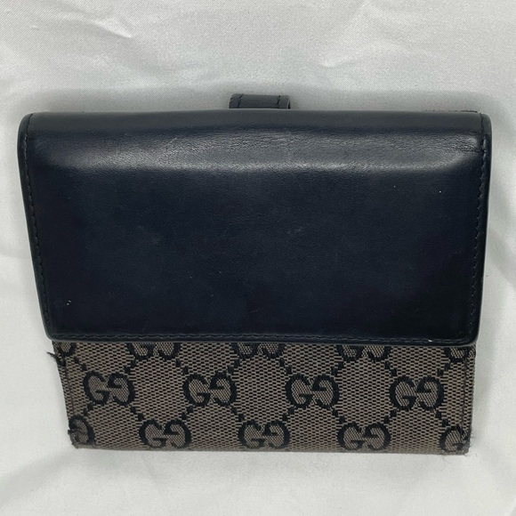Gucci Jackie GG Canvas Compact Wallet - Picture 3 of 16